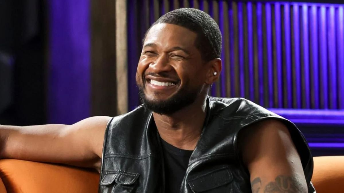 Usher Roasted Over ‘Super Smash Bros’ Outfit