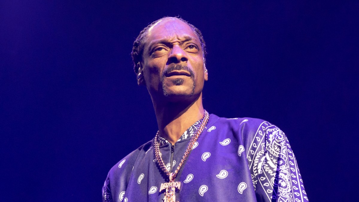 Snoop Dogg Hilariously Stumbles On Tubi Movie He Thought Was New 'Planet Of The Apes' Film