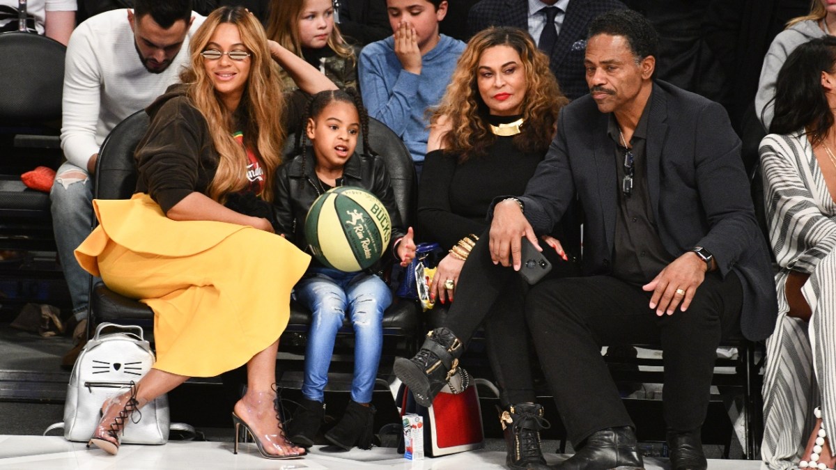 Beyoncé’s Mother Tina Knowles Reaches Divorce Settlement With Richard Lawson 