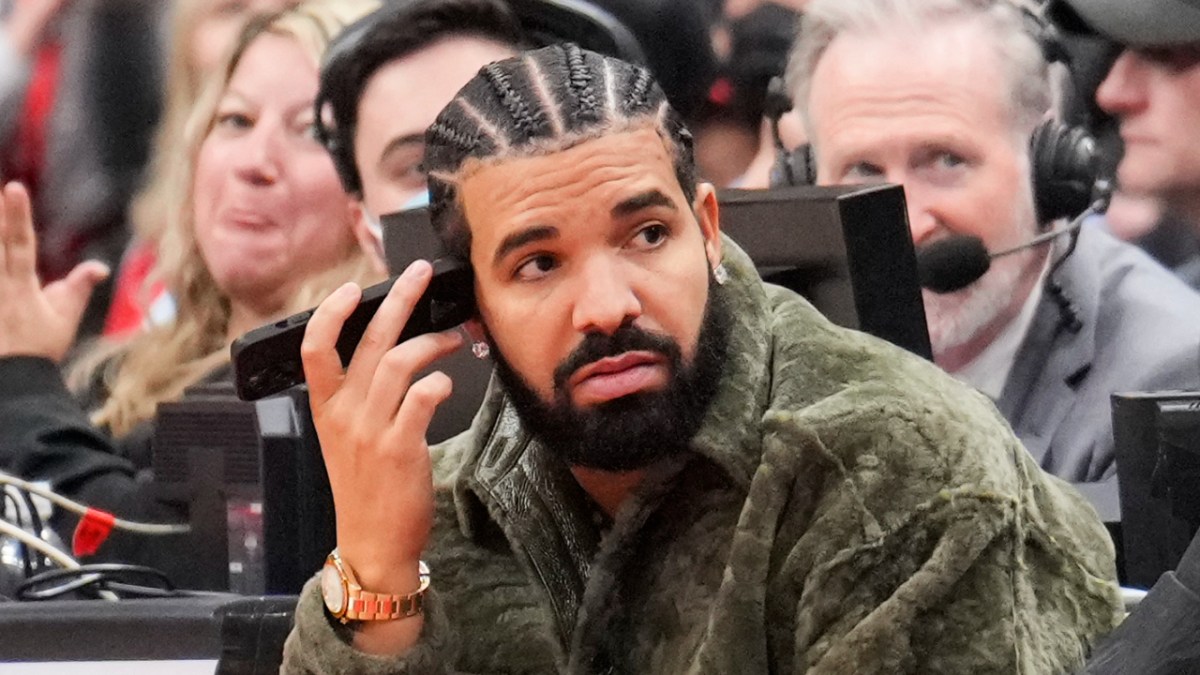 Drake Accused Of Blocking OnlyFans Star Over Misunderstanding: 'He Sent Me A Paragraph'