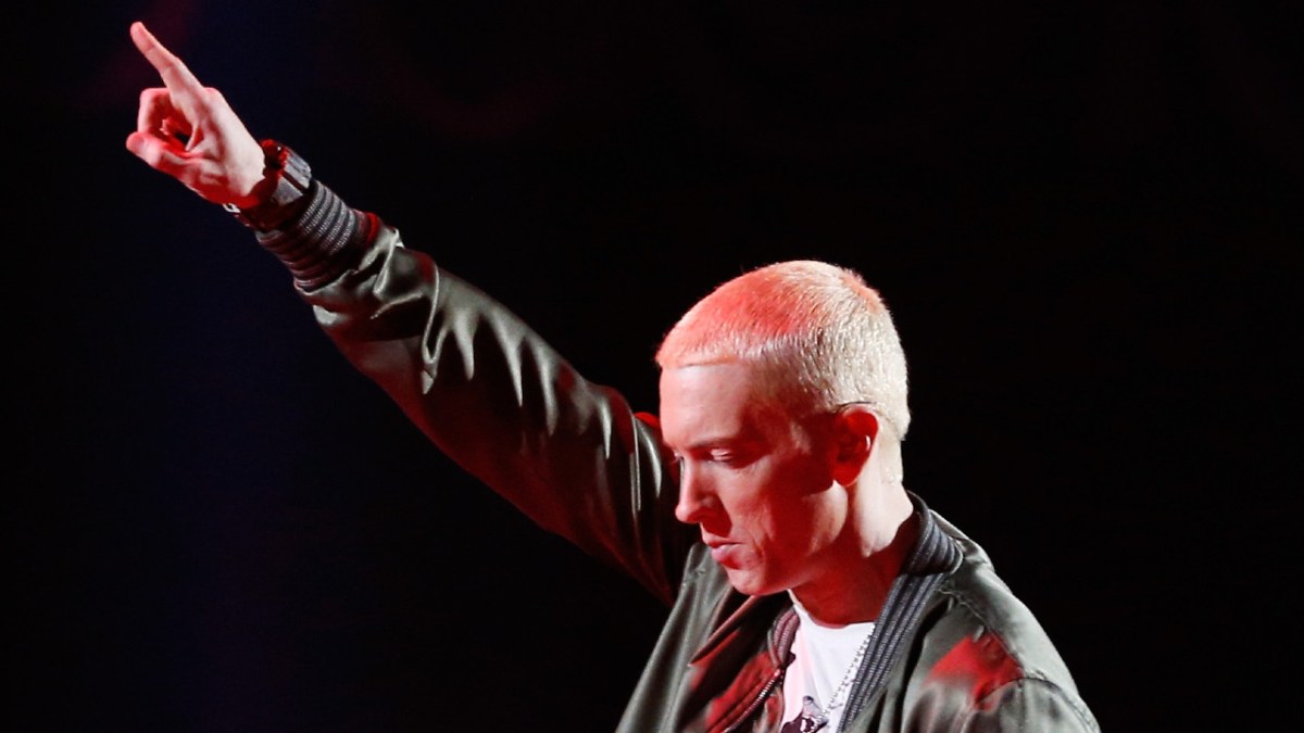 Eminem Becomes The First Rapper To Ever Reach This Billboard Chart Milestone Eminem Becomes The First Rapper To Ever Reach This Billboard Chart Milestone