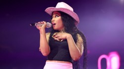 Nicki Minaj Apologizes For Kicking Photographer’s Camera: ‘I Thought [He] Was A Peeping Tom’