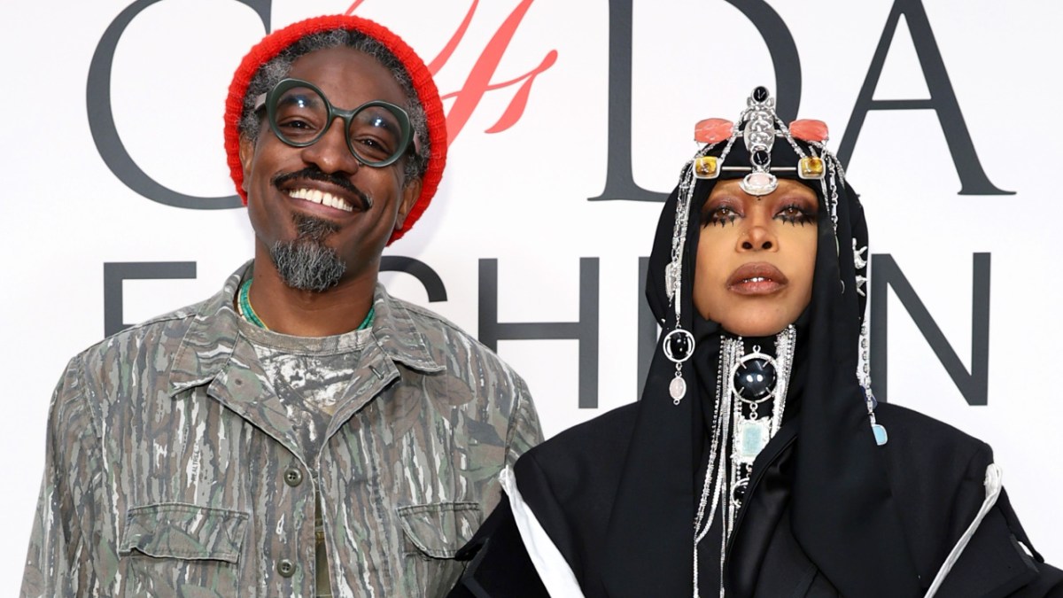 André 3000 Pays Tribute To Erykah Badu While Presenting Her With Fashion Icon Award