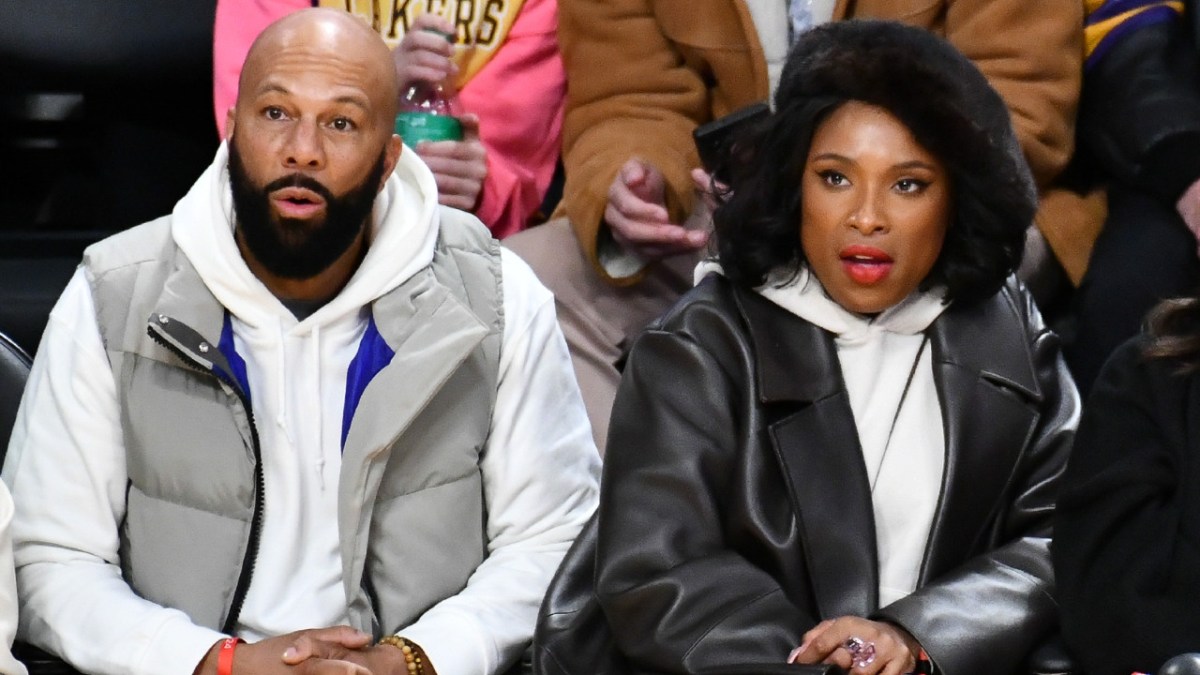 Common Quizzes Jennifer Hudson About Potential Marriage: 'Where Do You Stand On That?'