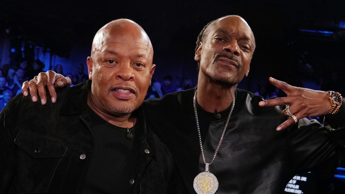 Snoop Dogg Reveals Another 'Big-Name' Feature On Dr. Dre-Produced 'Missionary' Album