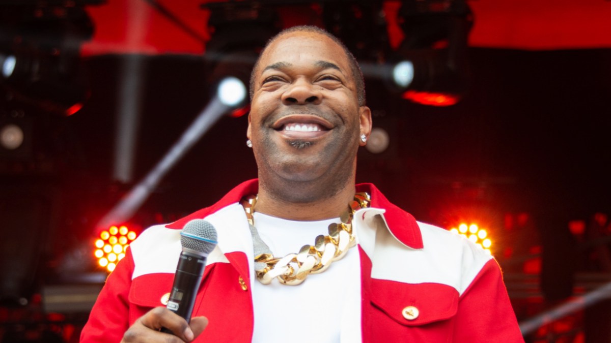 #Busta Rhymes Turns Himself In To Police Over Alleged Fight With His Assistant #Busta Rhymes Turns Himself In To Police Over Alleged Fight With His Assistant
