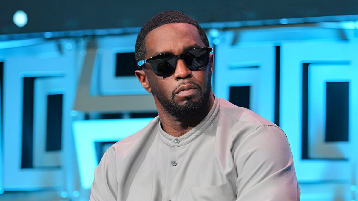 Diddy Claims Freak-Off Videos Show ‘Consensual’ Activity & ‘Undermine’ Feds’ Case