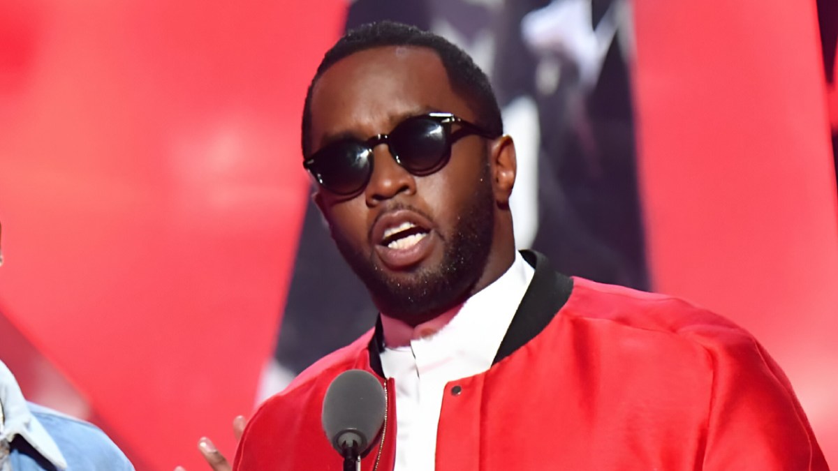 #Diddy Threatened To Eat The Flesh Of 'Making The Band' Contestant, Documentary Claims #Diddy Threatened To Eat The Flesh Of 'Making The Band' Contestant, Documentary Claims