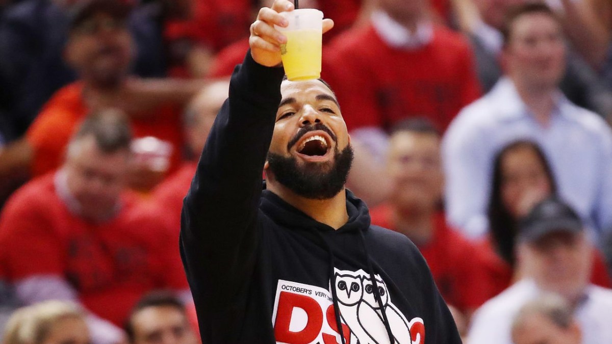 Drake Claims He Doesn't Care About Rap Beef On New Song Leak: 'I'm Tryna Get The Party Lit'