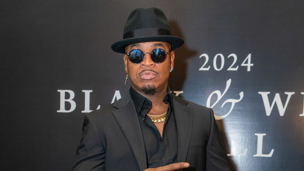 #Ne-Yo Hits Back At Polygamy Critics After Going Public With Fourth Girlfriend #Ne-Yo Hits Back At Polygamy Critics After Going Public With Fourth Girlfriend