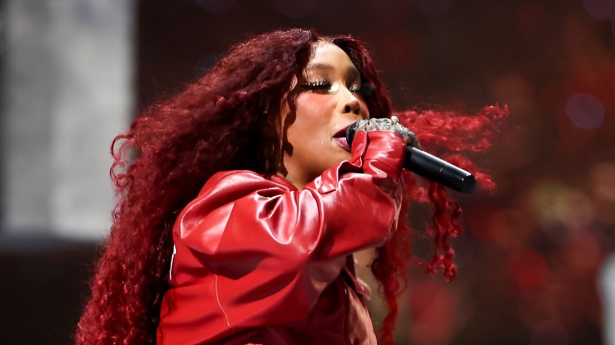 SZA Capitalizes On Super Bowl Cameo With New 'Lana' Deluxe Songs: Listen