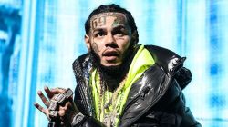 6ix9ine’s Platinum Plaques Auctioned Off For Huge Amounts After IRS Seizure 