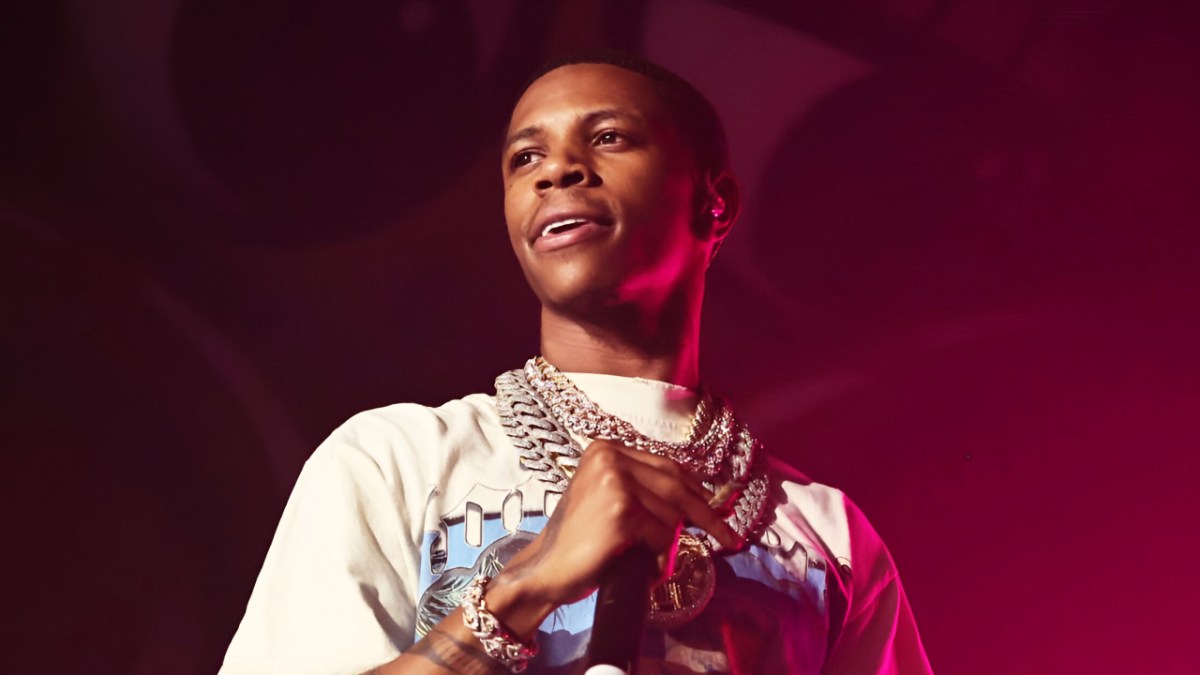 A Boogie Wit Da Hoodie Miraculously Survives Nasty Car Crash In New York