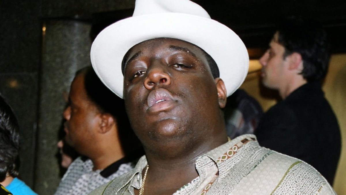 Biggie's Catalog Sale Slammed By Diddy's Ex-Bodyguard | HipHopDX
