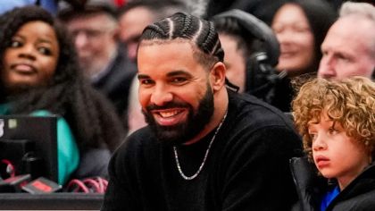 Drake Slams Social Media Critics With Topless Selfie
