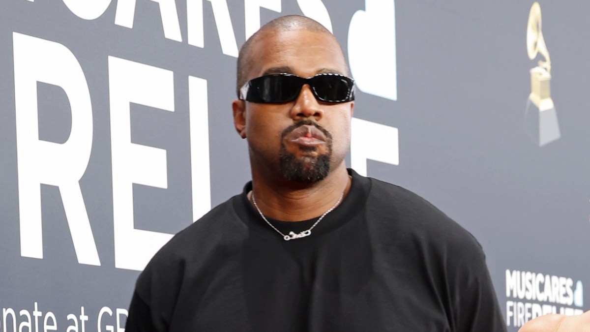 Kanye West Reveals His Current Favorite Rapper & Intervenes To Help Him 'Stay Alive'