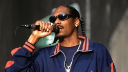 Snoop Dogg Recreates Iconic 1993 Wheelchair Performance Of ‘Murder Was The Case’