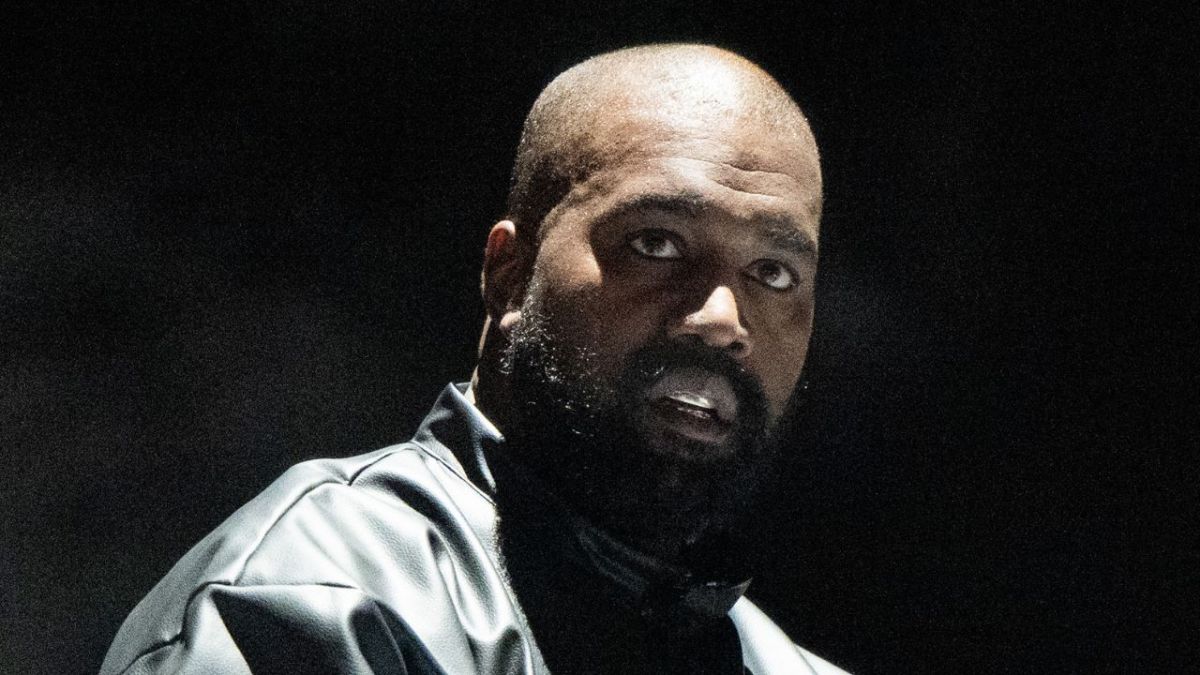Kanye West Brags About Having Sex With Employees Kanye West Brags About Having Sex With Employees