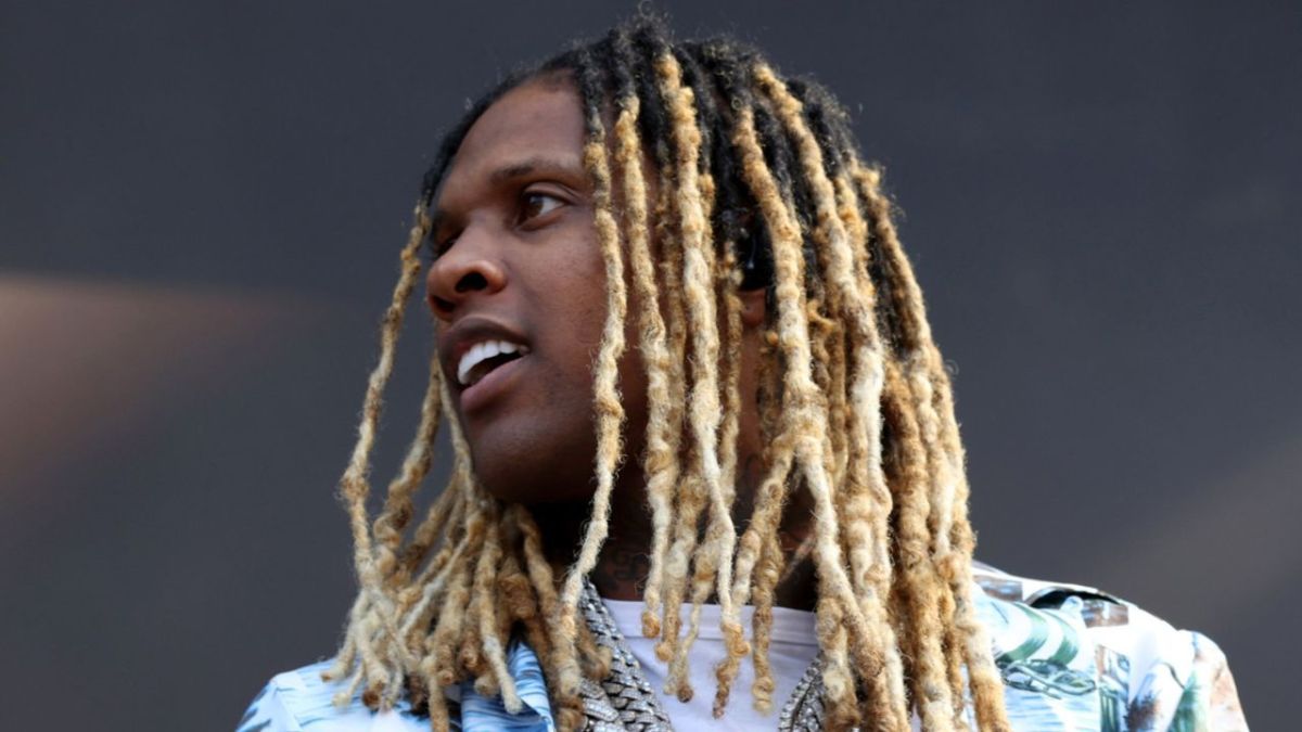 Lil Durk's Family Blasts Government Over Using His Lyrics To Indict Him Lil Durk's Family Blasts Government Over Using His Lyrics To Indict Him