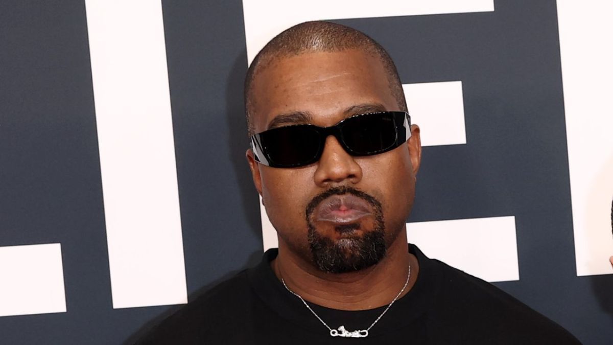 Kanye West Drops Video For 'Heil Hitler' Kanye West Drops Video For 'Heil Hitler'